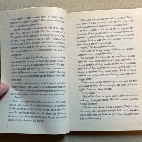 📚2/$6  The Juvie Three - Picture 12 of 12